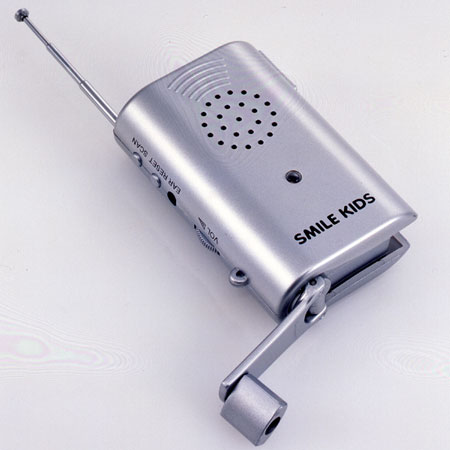 スマイルキッズ商品 2LEDダイナモラジオライト