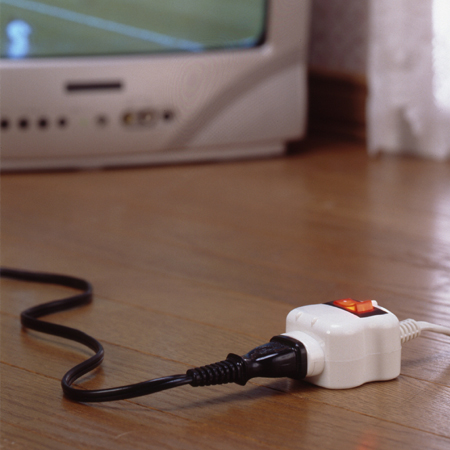 スマイルキッズ商品　節電こぶたコンセント