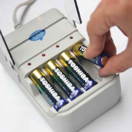 スマイルキッズ商品 アルカリ乾電池充電器Ⅱ
