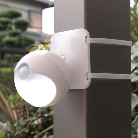 スマイルキッズ商品 防雨LEDセンサーライト